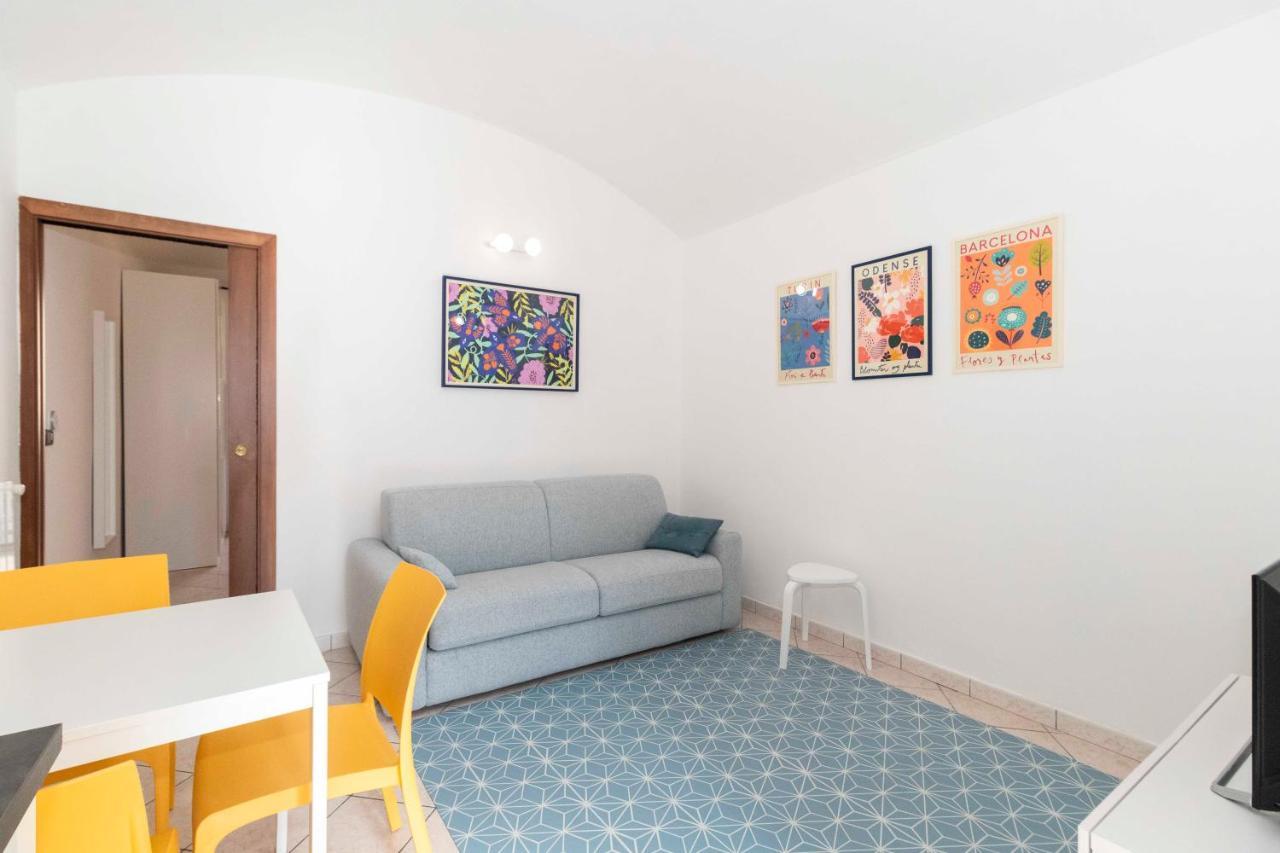 شقة Colourful Flat San Donato تورينو المظهر الخارجي الصورة
