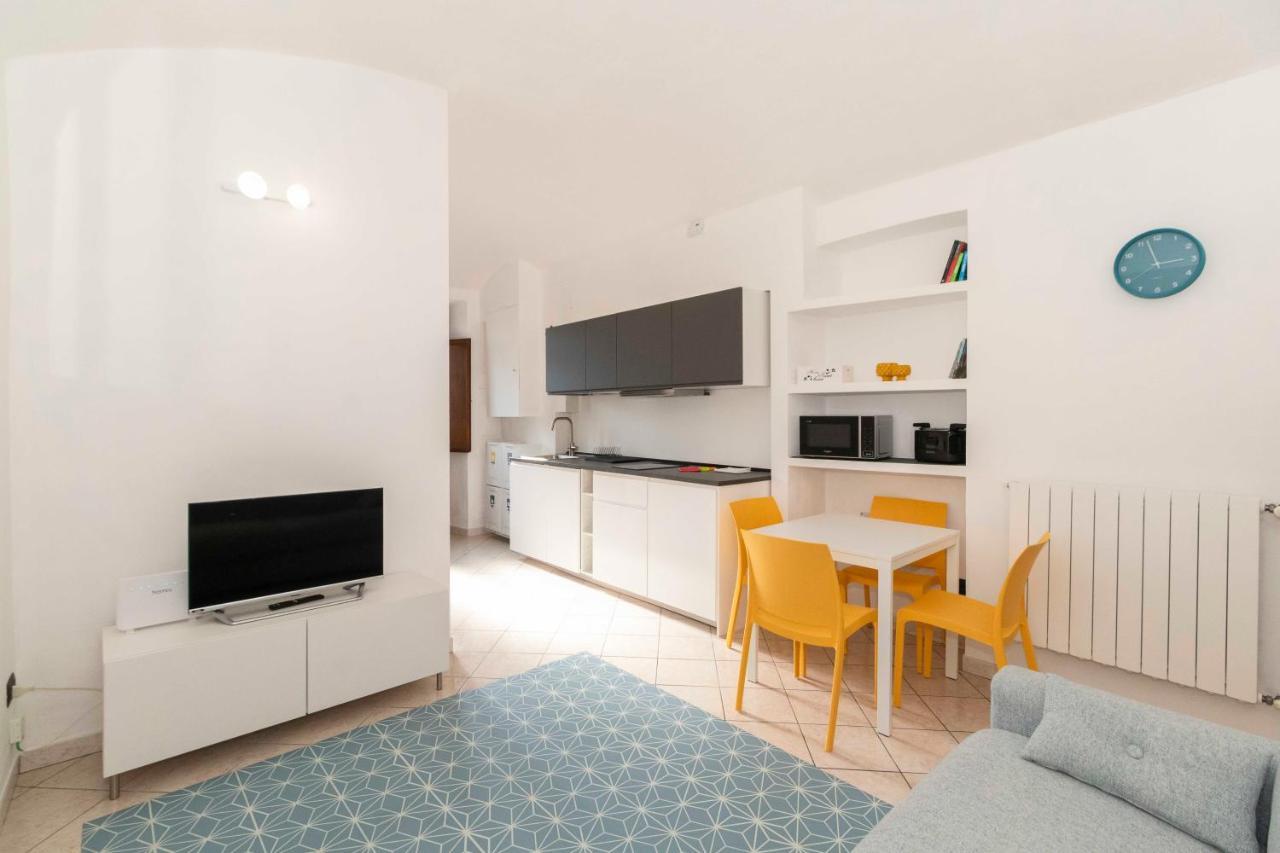 شقة Colourful Flat San Donato تورينو المظهر الخارجي الصورة