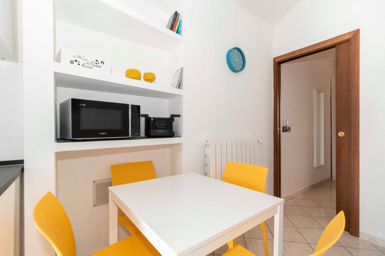 شقة Colourful Flat San Donato تورينو المظهر الخارجي الصورة