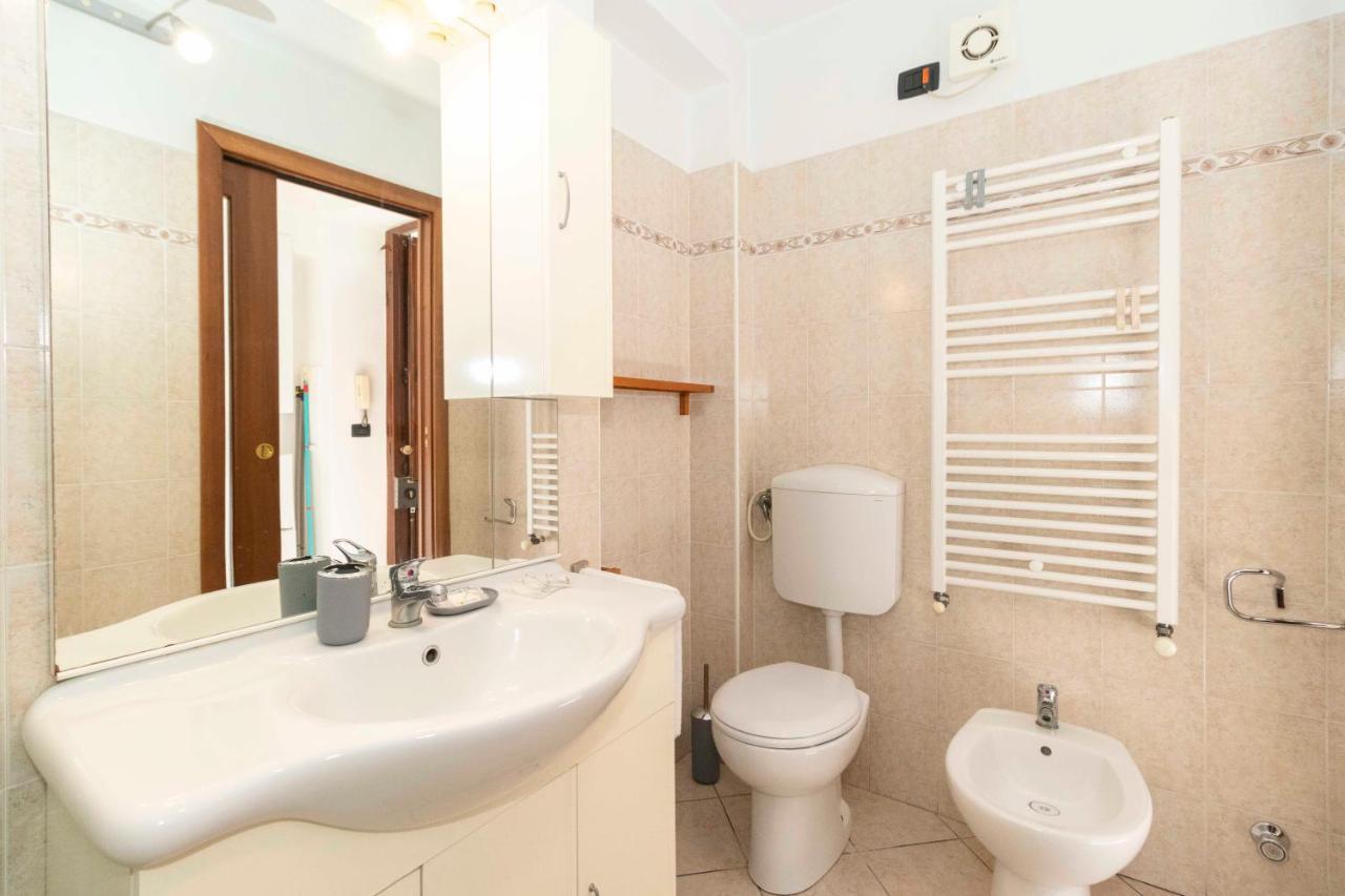شقة Colourful Flat San Donato تورينو المظهر الخارجي الصورة