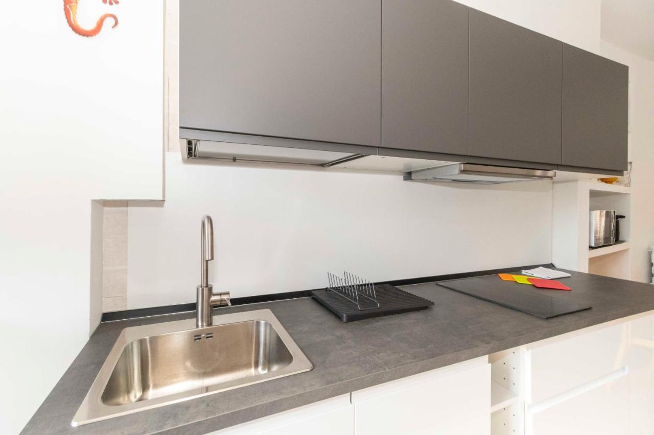 شقة Colourful Flat San Donato تورينو المظهر الخارجي الصورة