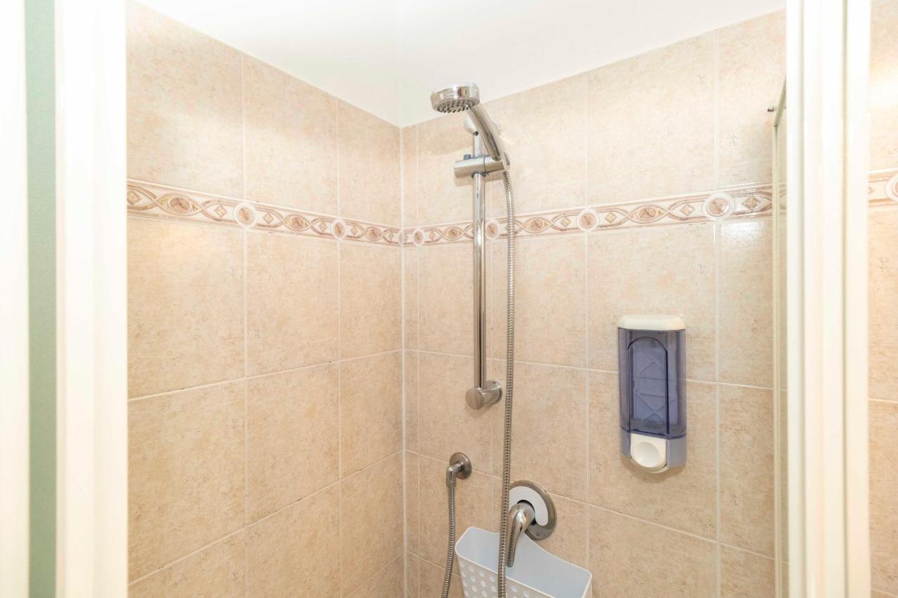 شقة Colourful Flat San Donato تورينو المظهر الخارجي الصورة